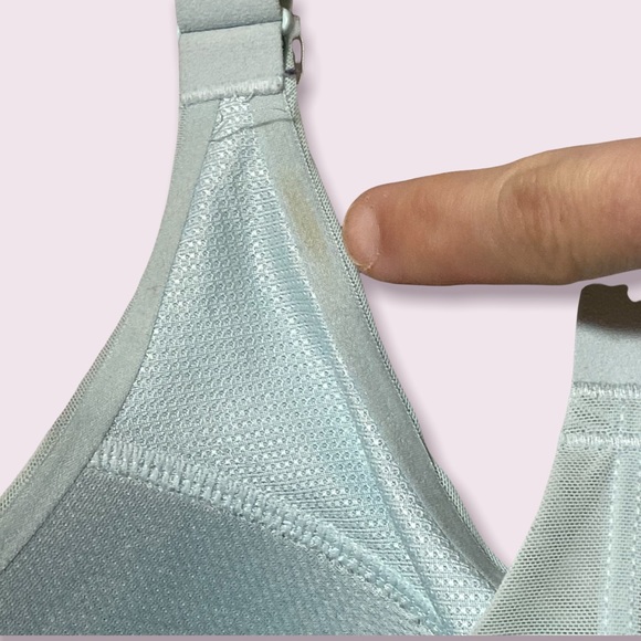 Victoria Sport Victoria’s Secret Bra Size 34C - Picture 10 of 10